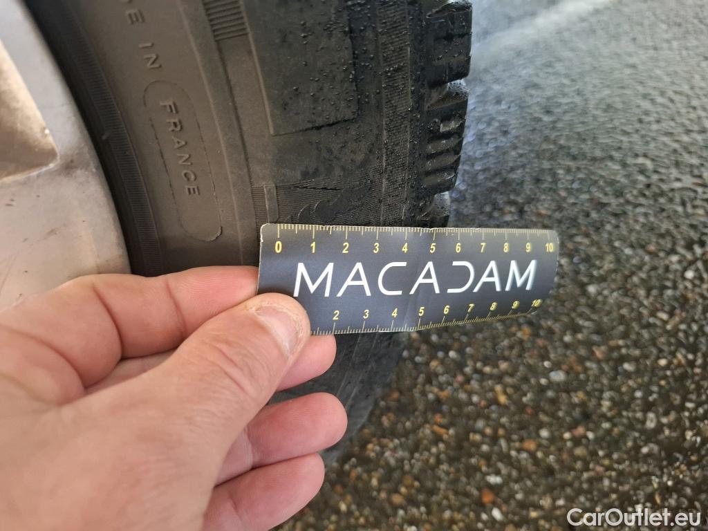  Volkswagen  Transporter VOLKSWAGEN  / 2019 / 4P / Fourgon tôlé 2.0 TDi 110 L1H1 Business #15