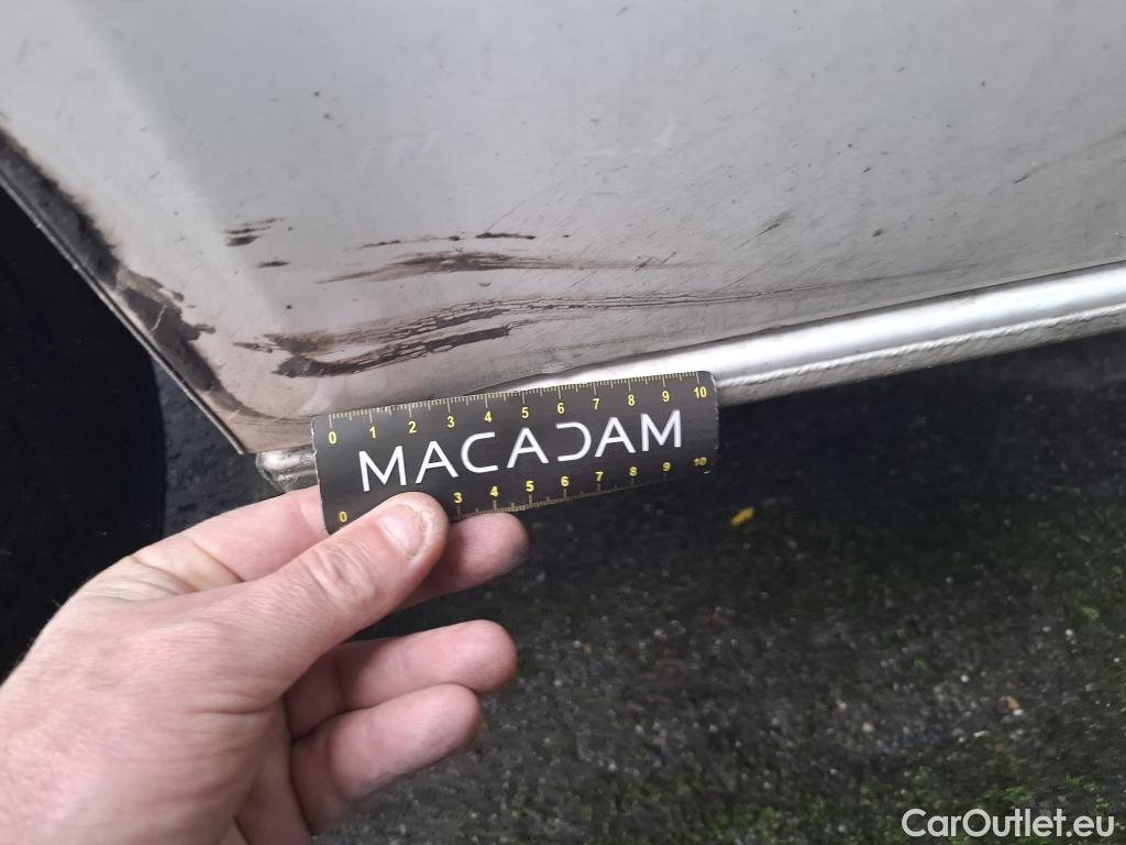  Volkswagen  Transporter VOLKSWAGEN  / 2019 / 4P / Fourgon tôlé 2.0 TDi 110 L1H1 Business #9