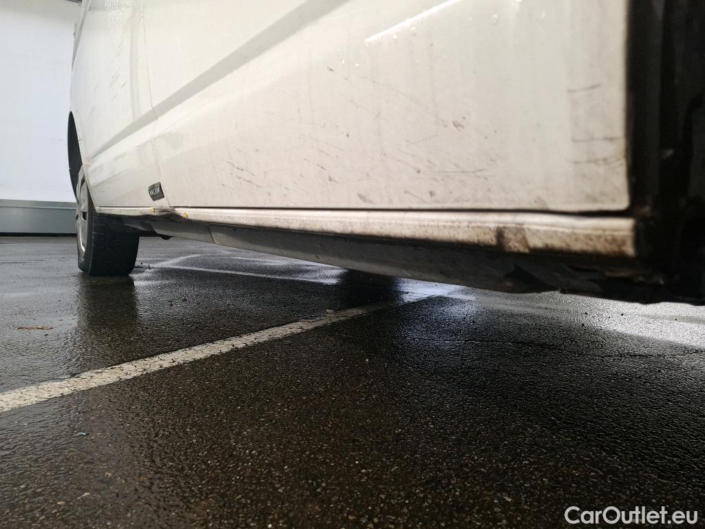  Volkswagen  Transporter VOLKSWAGEN  / 2019 / 4P / Fourgon tôlé 2.0 TDi 110 L1H1 Business #3