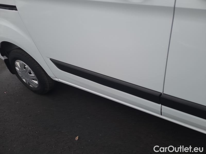  Ford  Transit Custom-LCV (TTU) (2023) Tr.Cu.2.0TDCi 96 300 Tr L1 4d #30