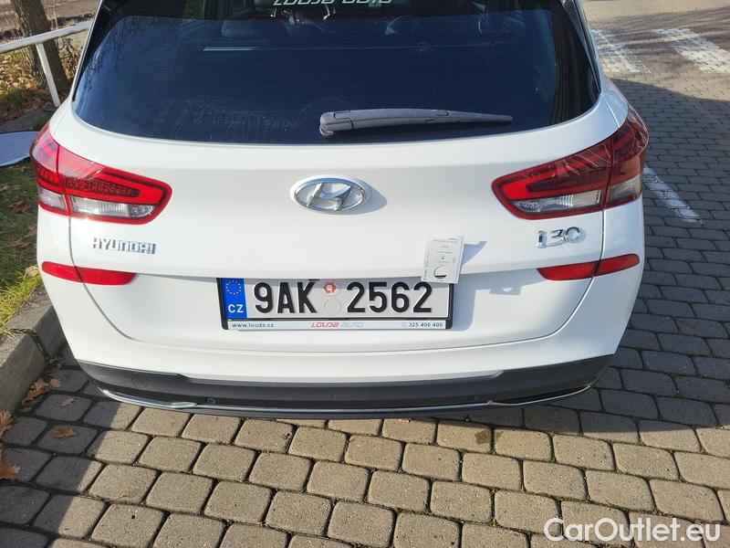  Hyundai  i30   cw (PD)(2017->)  kom.1.6CRDi 115 Style #23