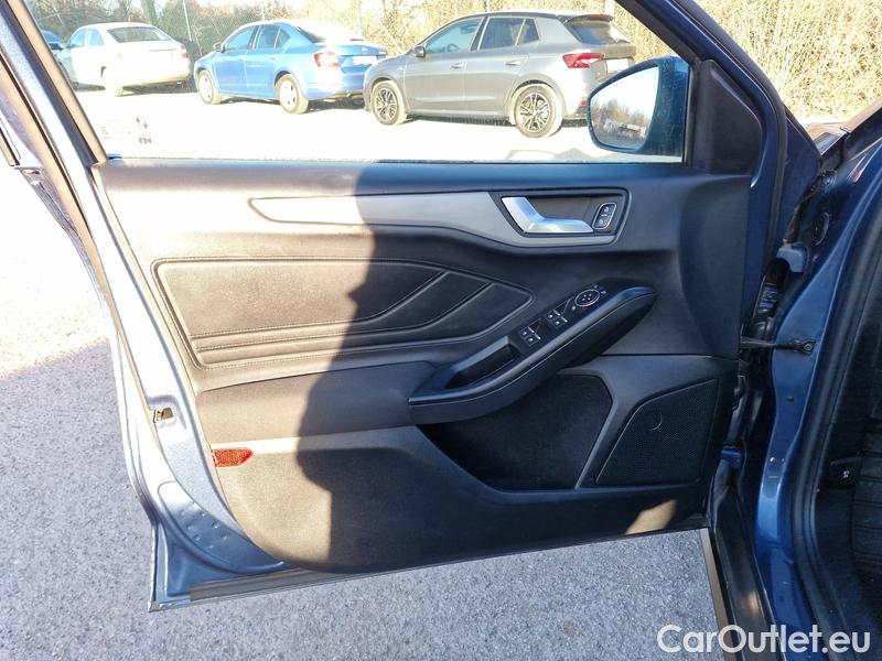  Ford  Focus   Turnier (CGE)(2018->) Foc.Kom.1.0EB 125 Trend #9