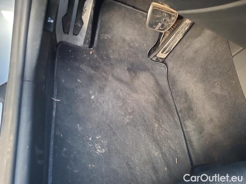  Bmw  Serie 5  Touring  (G31) (2017) 530i Touring xDrive AT 5d #14