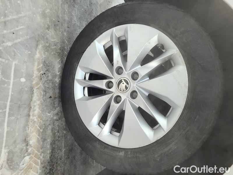  Skoda  Octavia  Combi (NX3)(2020) Oct.Co1.5TSI CNG 130 Ambit AT #6