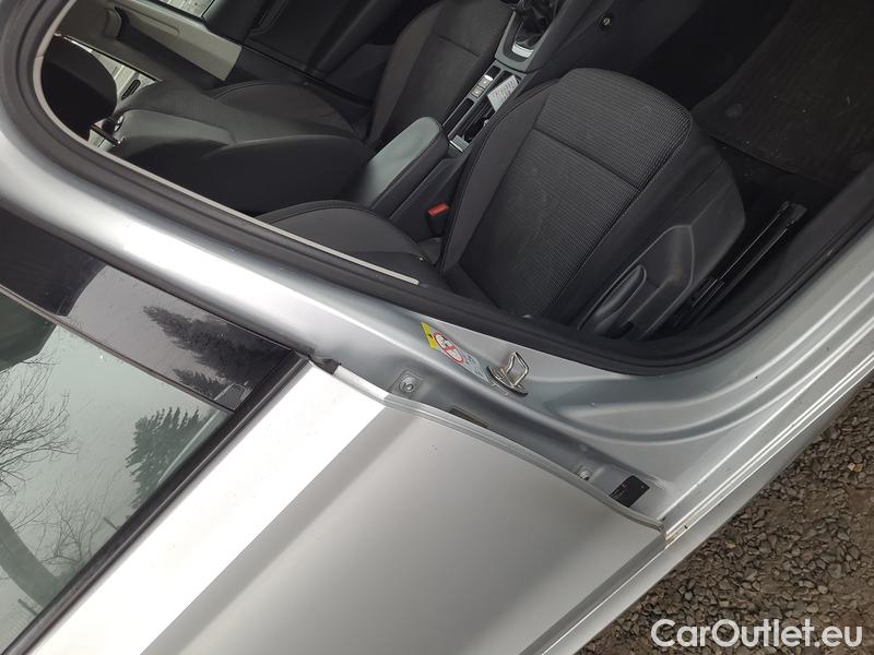  Skoda  Octavia  Combi (NX3)(2020) Oct.Combi 2.0TDI 85 Ambition #26