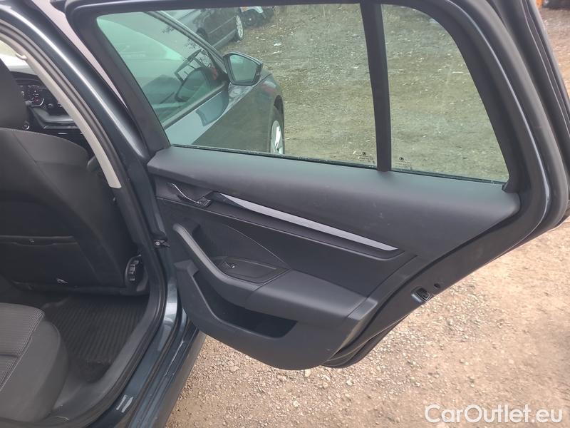  Skoda  Octavia  Combi (NX3)(2020) Oct.Combi 2.0TDI 85 Ambition #31