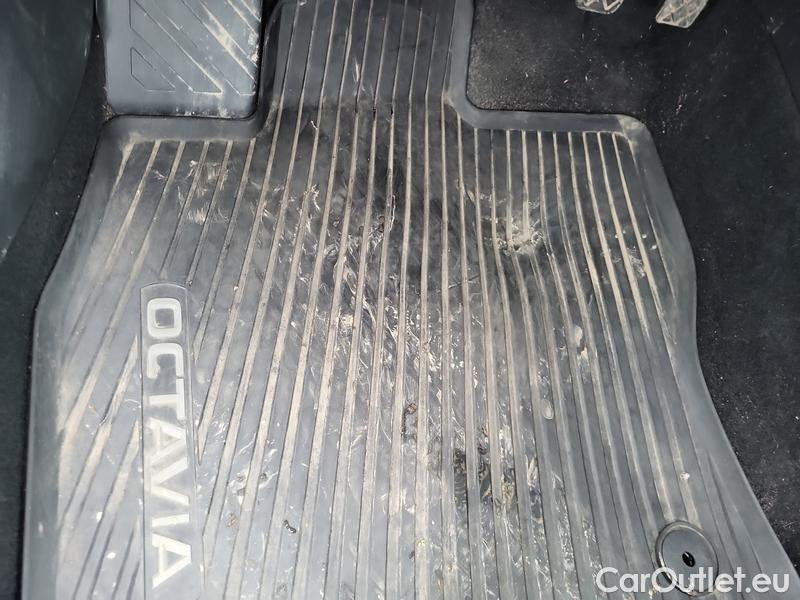  Skoda  Octavia  Combi (NX3)(2020) Oct.Combi 2.0TDI 85 Ambition #3