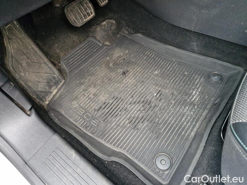  Peugeot  308 -SW  (P5) (2021)  SW 1.2PT 130 Allure P.AT #14