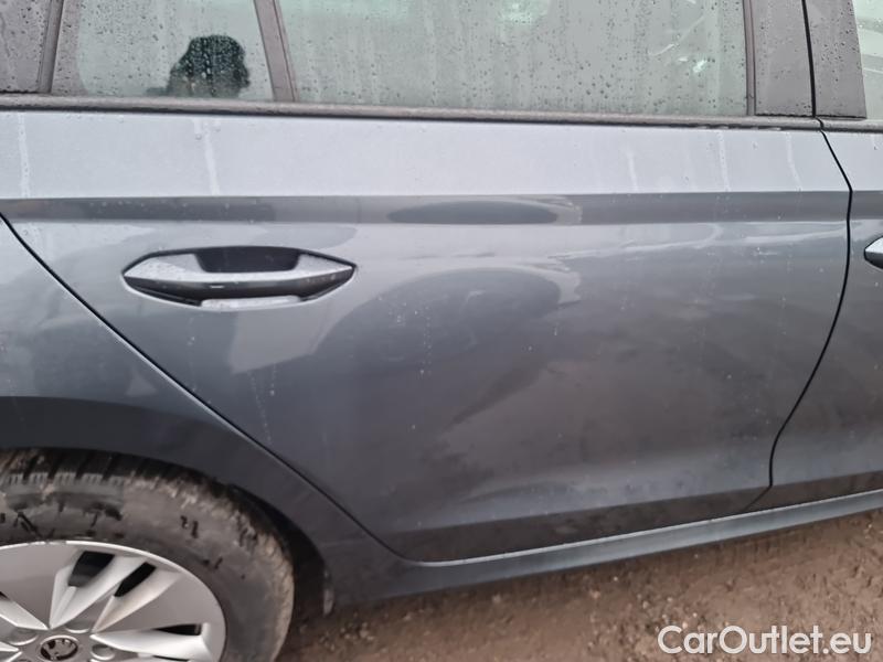  Skoda  Octavia  Combi (NX3)(2020) Oct.Combi 2.0TDI 85 Ambition #21