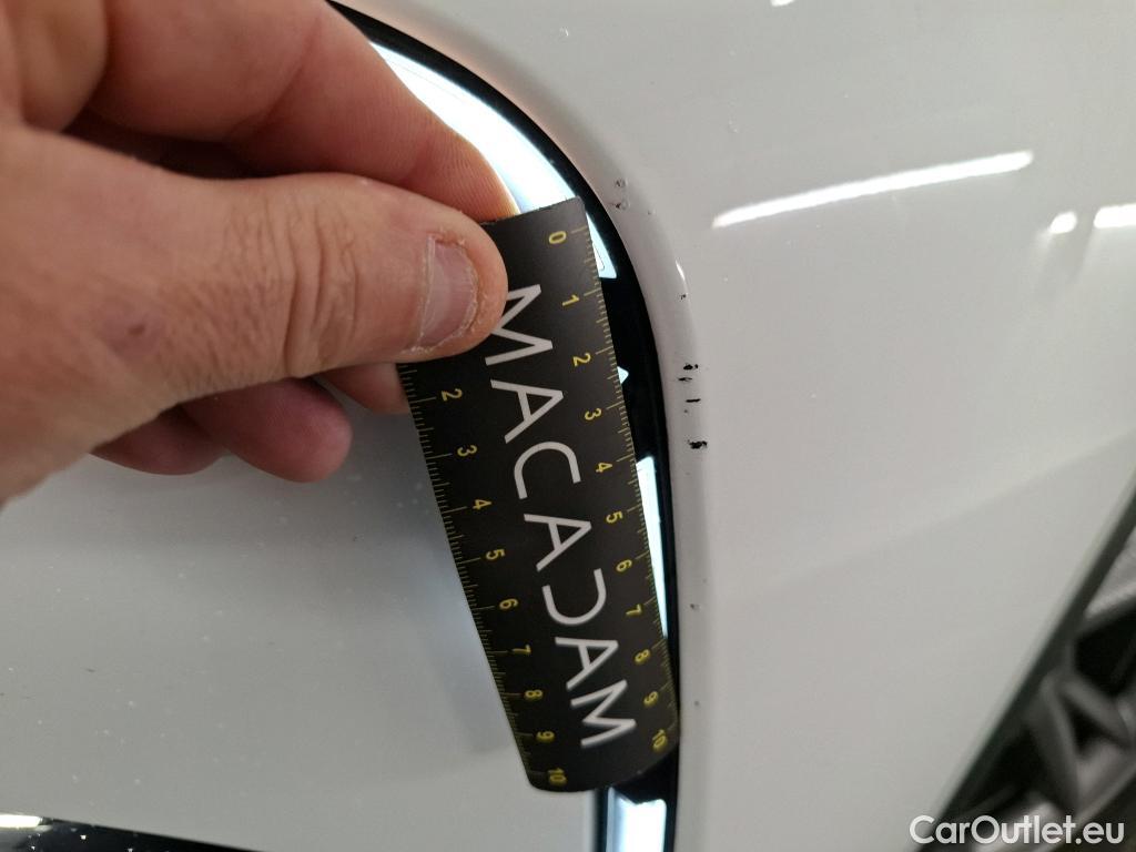  DS  DS7 DS DS 7 Crossback / 2017 / 5P / SUV BlueHDi 130 Automatique BASTILLE + #12