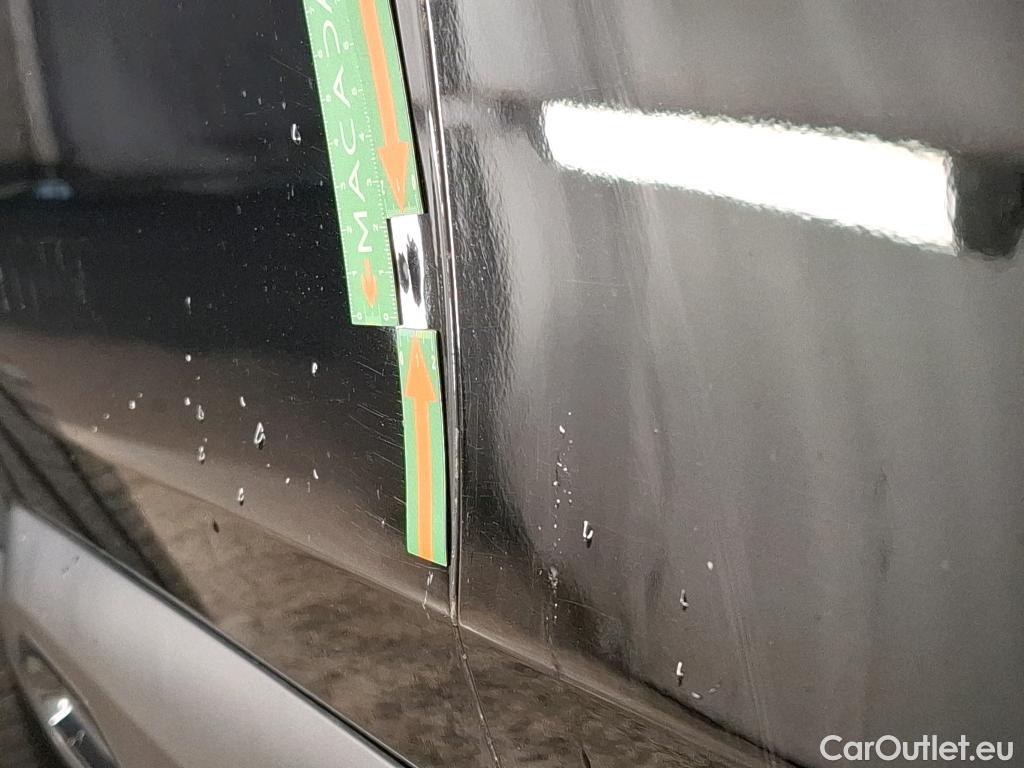  Citroen  C4 CITROEN  X / 2022 / 4P / Berline PureTech 130 S&S EAT8 Feel Pack #6