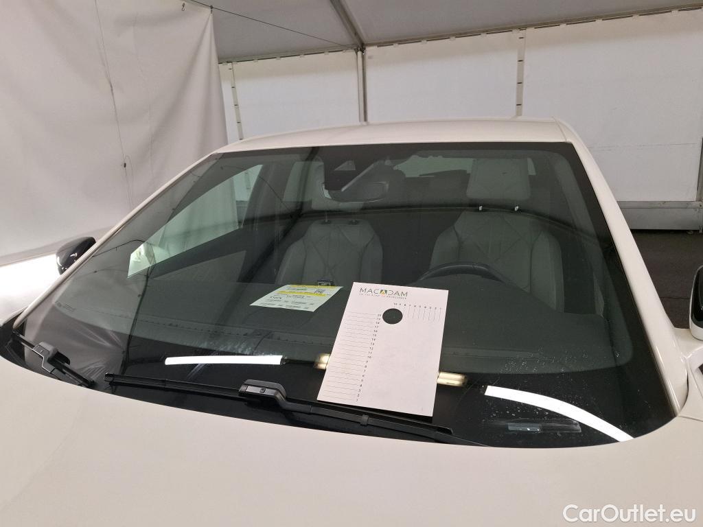  DS  DS7 DS DS 7 Crossback / 2017 / 5P / SUV BlueHDi 130 Automatique BASTILLE + #7