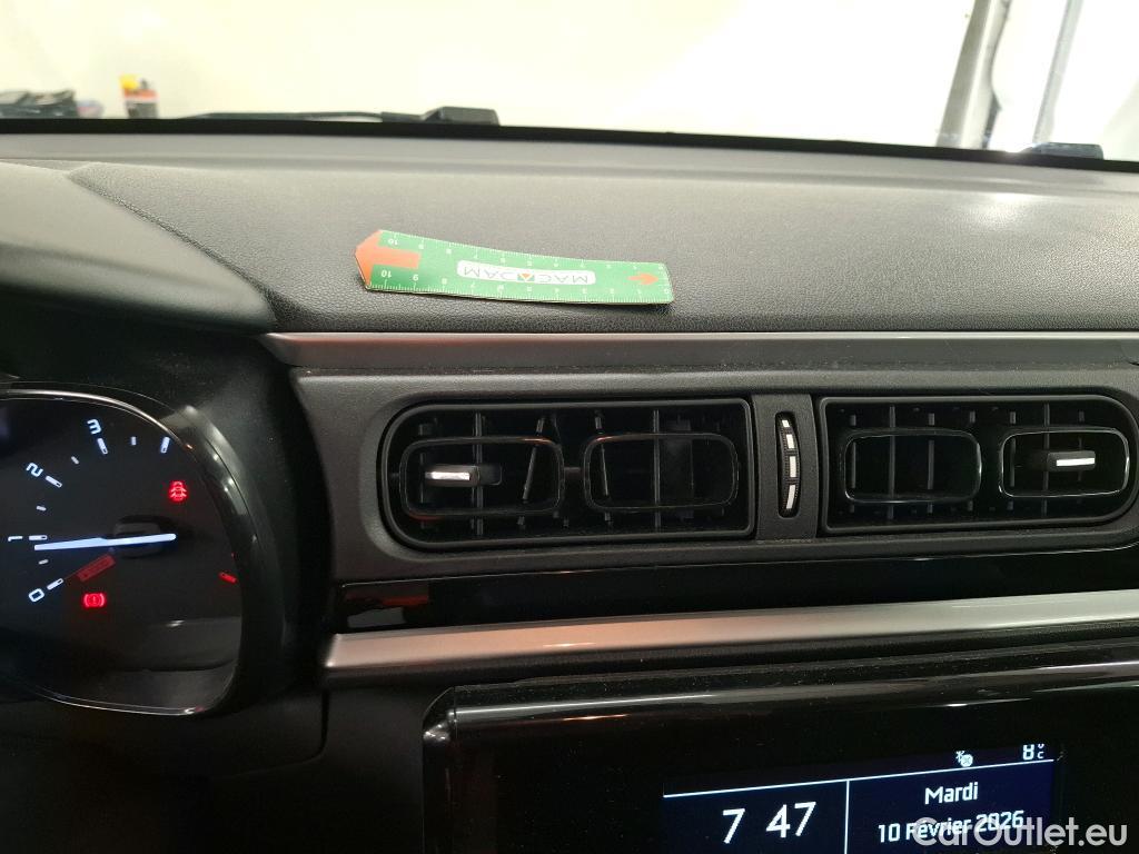  Citroen  C3  Société Feel 1.5 BlueHDI 100CV BVM5 E6dT #1