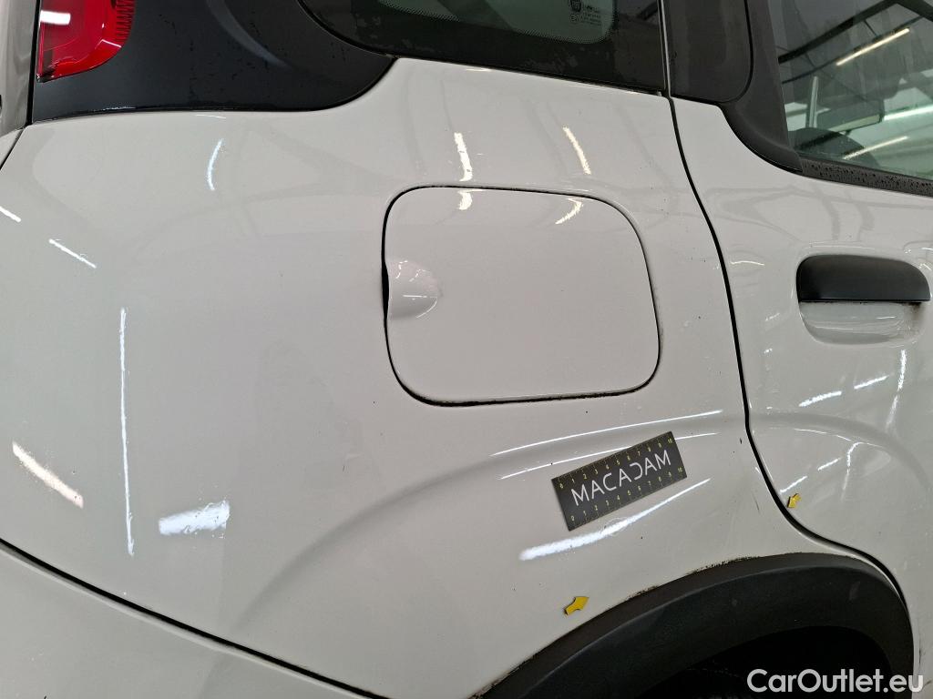  Fiat  Panda FIAT  / 2012 / 5P / Berline 1.0 70ch BSG S/S City Cross #12