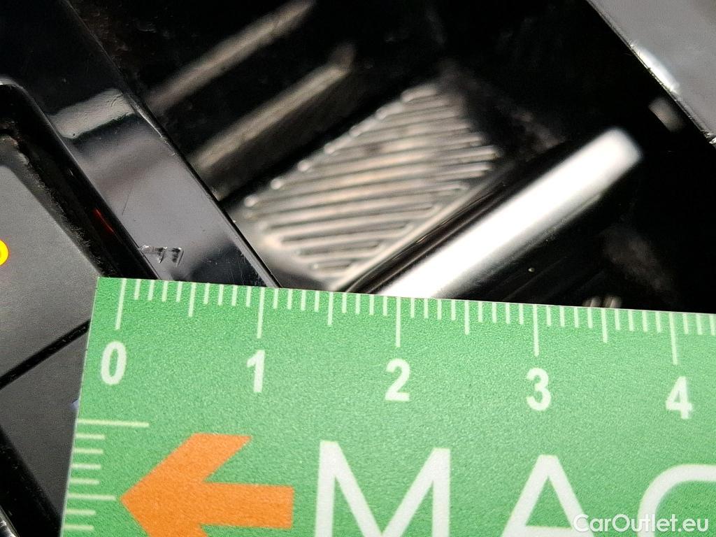  Citroen  C4 CITROEN  X / 2022 / 4P / Berline PureTech 130 S&S EAT8 Feel Pack #49