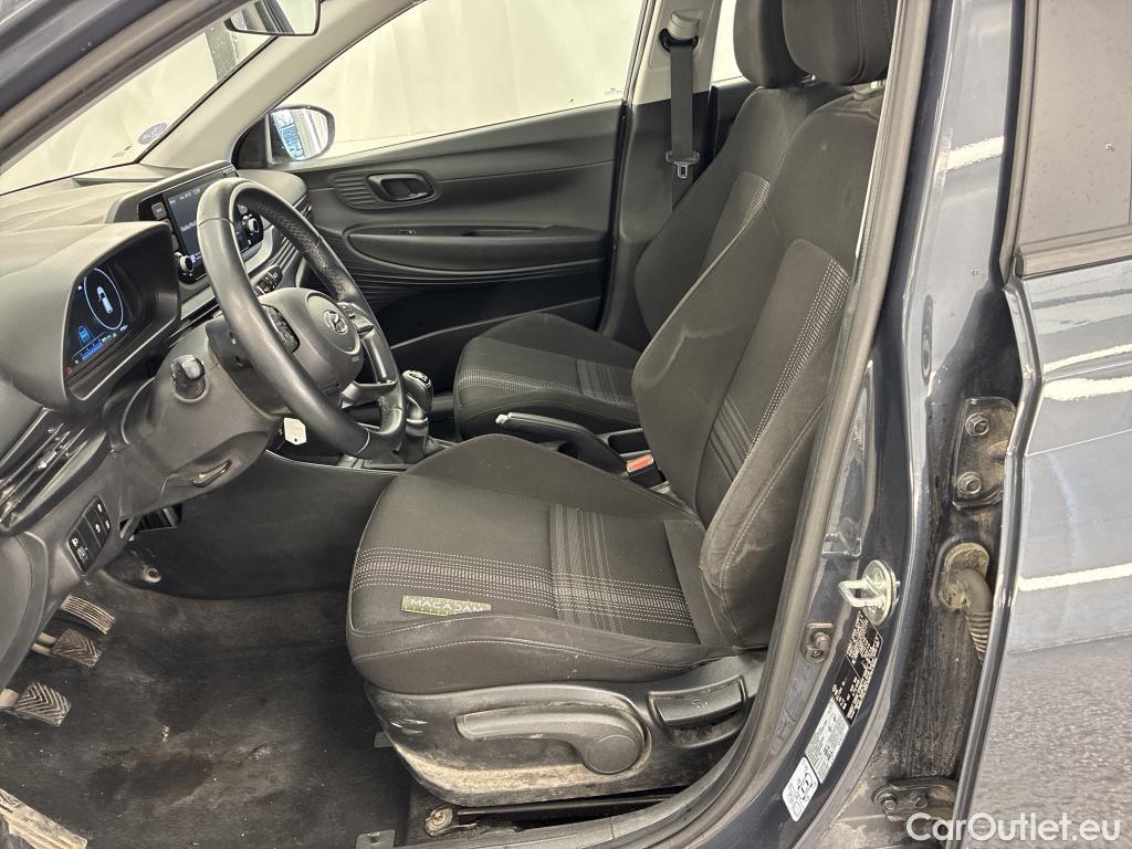  Hyundai  Bayon  / 2021 / 5P / SUV 1.0 T-GDI 100 HYBRID 48V INITIA / TRANSFO VP/VF #1