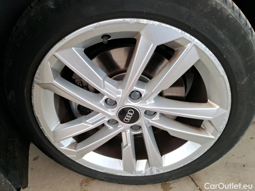  Audi  A3 AUDI  Sportback / 2020 / 5P / Berline 40 TFSI e 204 S Tronic Business Line #1