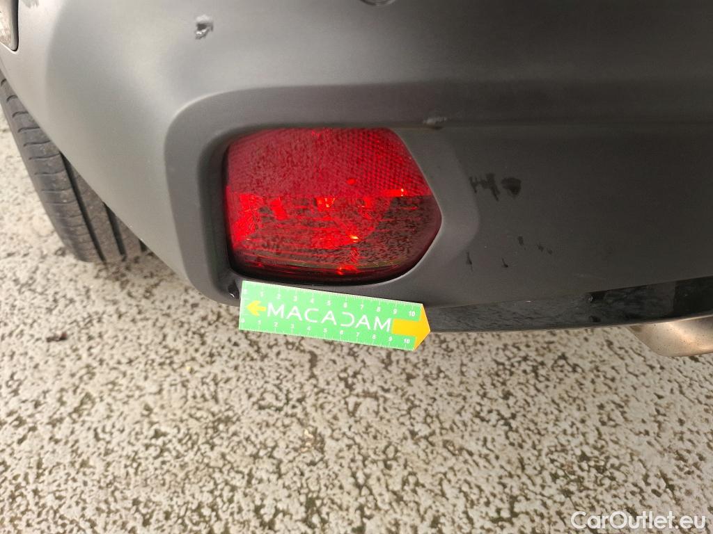  Citroen  C4 CITROEN  X / 2022 / 4P / Berline PureTech 130 S&S EAT8 Feel Pack #35