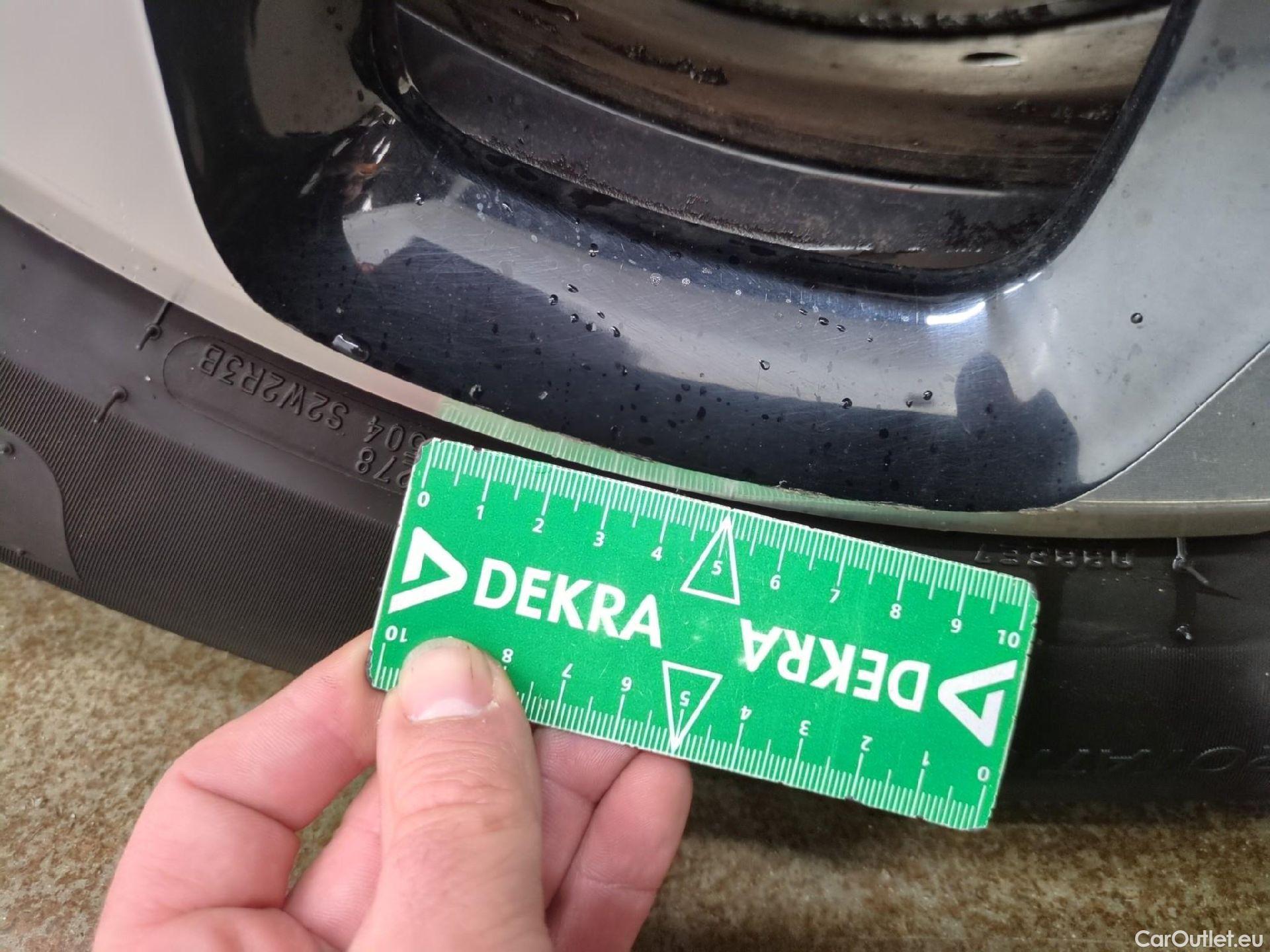  Citroen  C5 CITROEN  Aircross / 2022 / 5P / SUV BlueHDi 130 S&S EAT8 Shine Pack #25