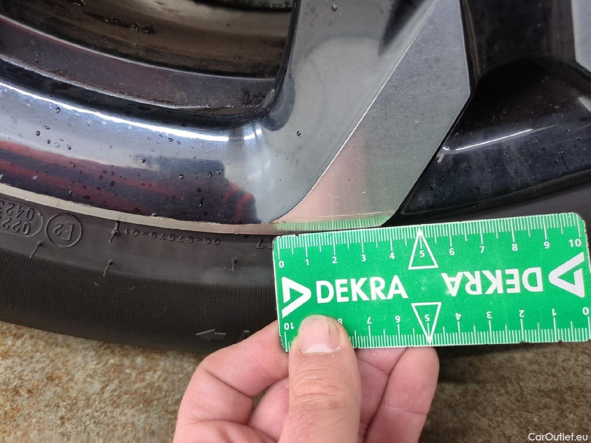  Citroen  C5 CITROEN  Aircross / 2022 / 5P / SUV BlueHDi 130 S&S EAT8 Shine Pack #26