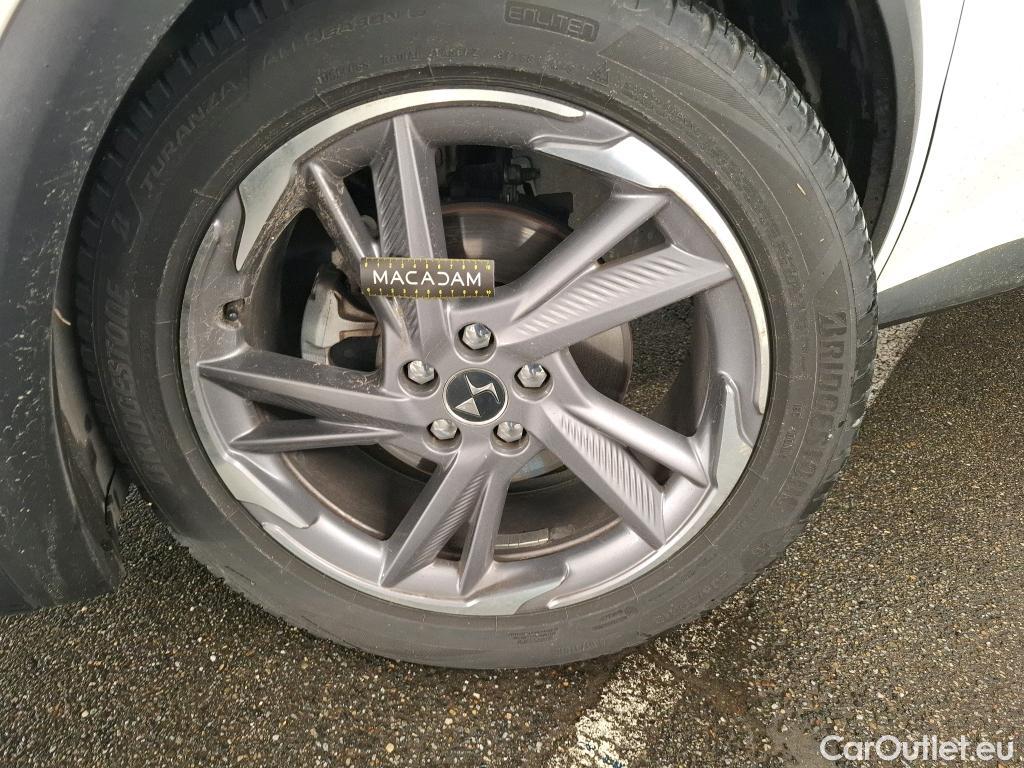  DS  DS7 DS DS 7 Crossback / 2017 / 5P / SUV BlueHDi 130 Automatique BASTILLE + #4