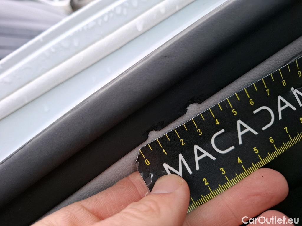  Hyundai  Konna Kona Business Hybrid 2WD 1.6 GDI 140CV BVA6 E6d #2