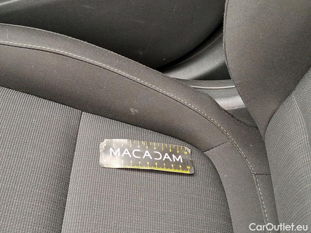  Hyundai  Konna Kona Business Hybrid 2WD 1.6 GDI 140CV BVA6 E6d #4