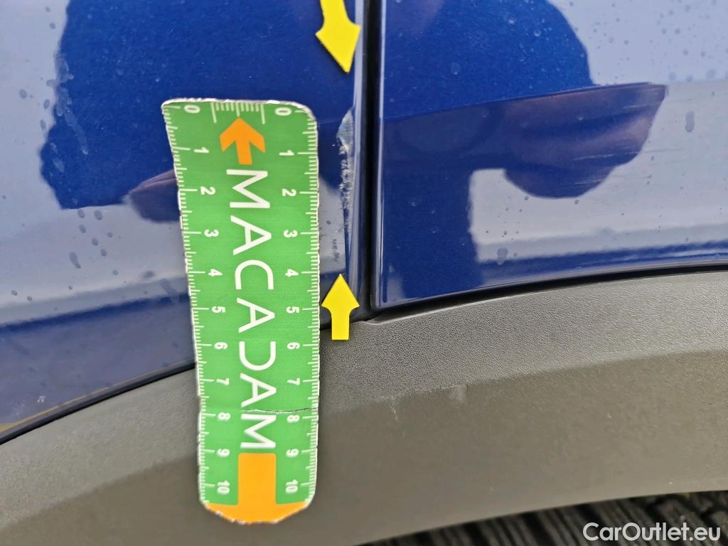  Opel  Crossland  X Elegance Business 1.2 Turbo 110CV BVM6 E6d #29