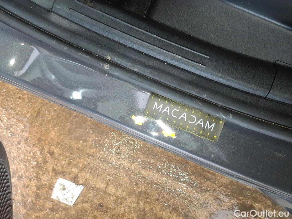  Land Rover  Discovery HYUNDAI Tucson / 2024 / 5P / SUV 1.6 HYBRID 215 CREATIVE AUTO #2