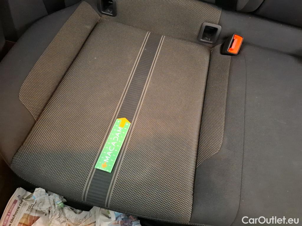  Volkswagen  T-ROC VOLKSWAGEN  / 2017 / 5P / SUV 2.0 TDI 150 LOUNGE BUSINESS DSG7 #7