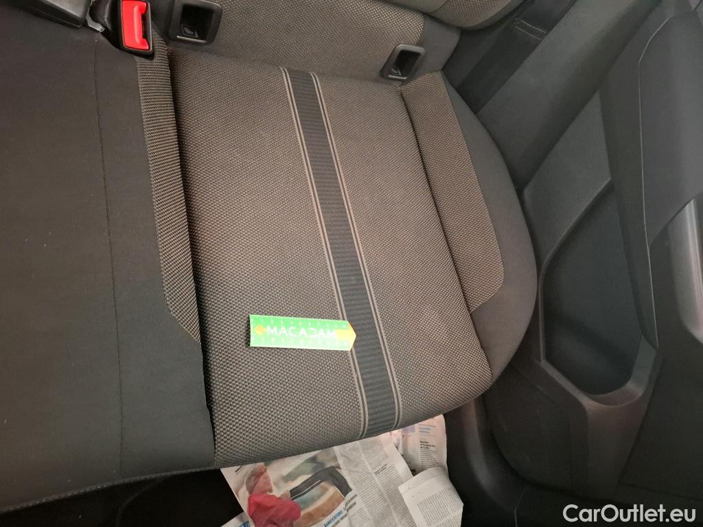  Volkswagen  T-ROC VOLKSWAGEN  / 2017 / 5P / SUV 2.0 TDI 150 LOUNGE BUSINESS DSG7 #6