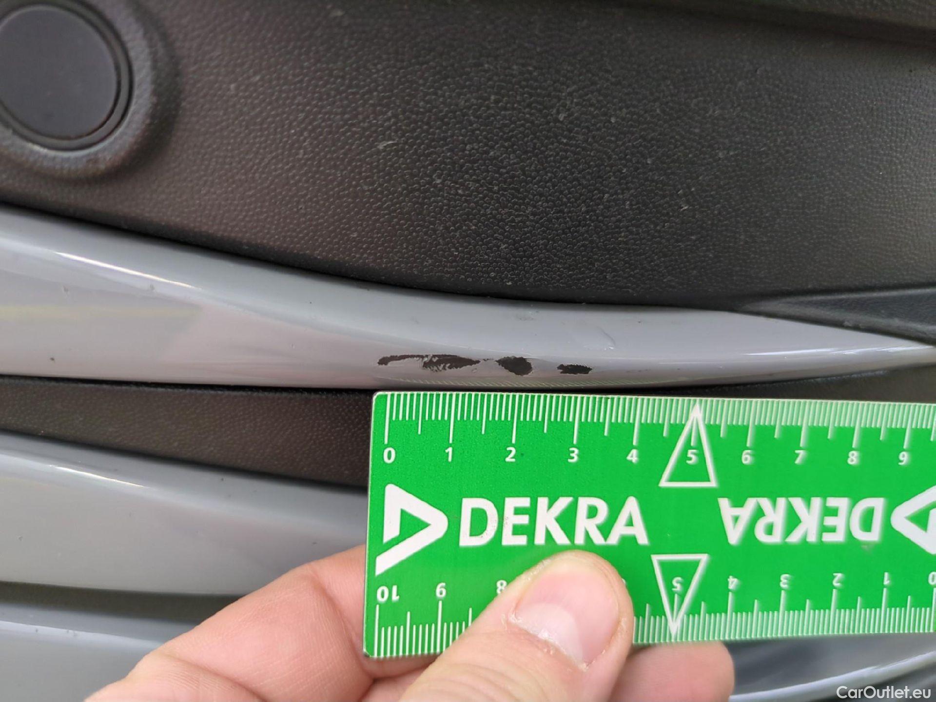  Volkswagen  Golf  2.0 TDI SCR 115 DSG7 LIFE BUSINESS #23