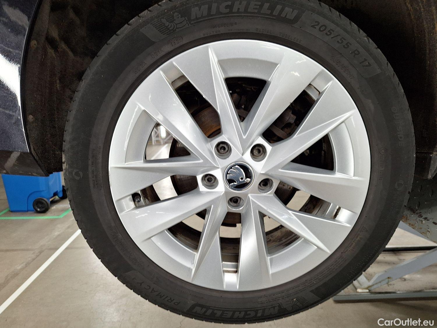  Skoda  Octavia Skoda,  Combi '20, Skoda  Combi 1.5 TSI 110kW DSG7 Clever 5d #5