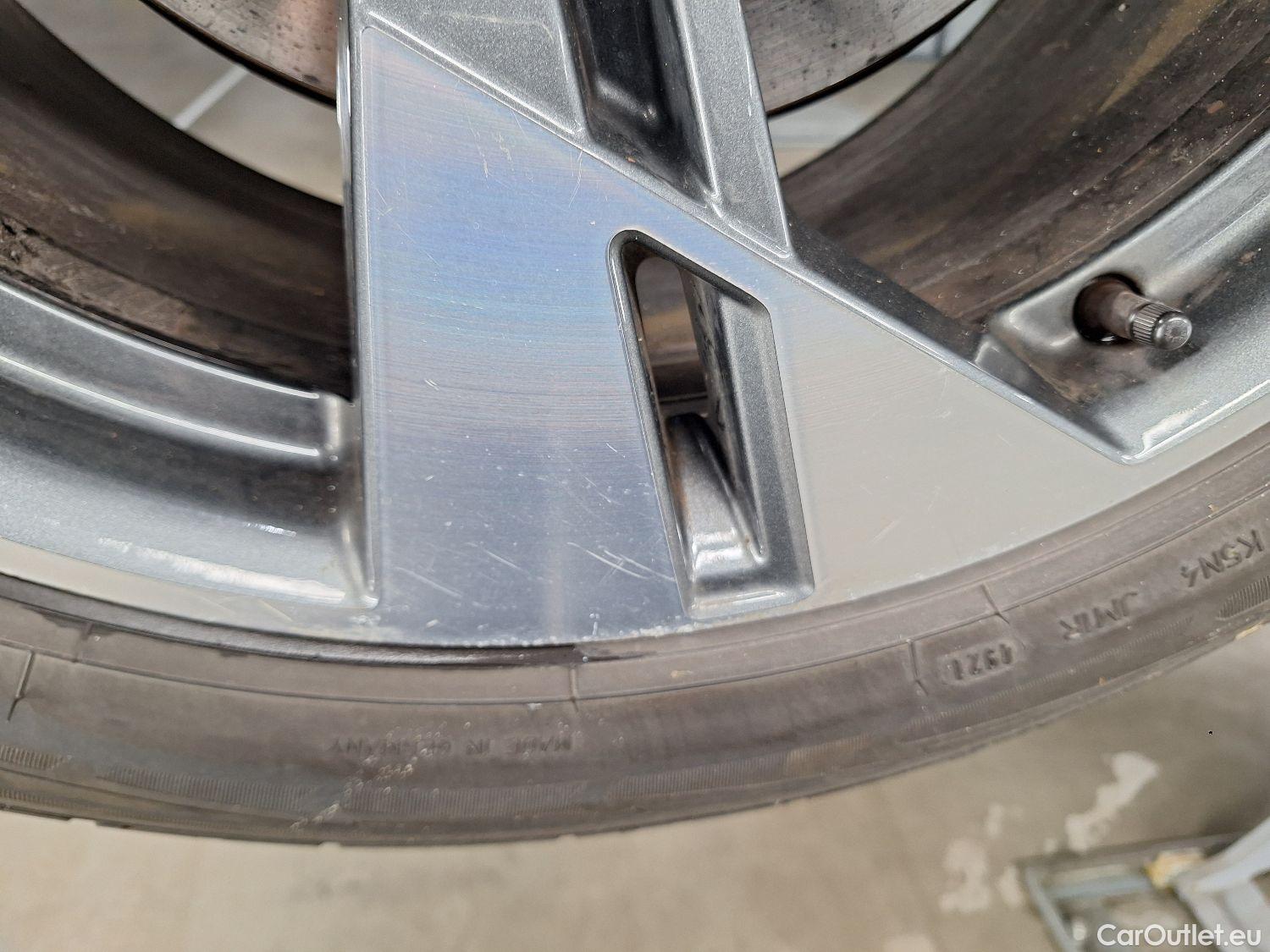  Audi  E-TRON Audi,  SB '19 BEV, Audi  Sportback 50 Quattro S-Line 5d #8