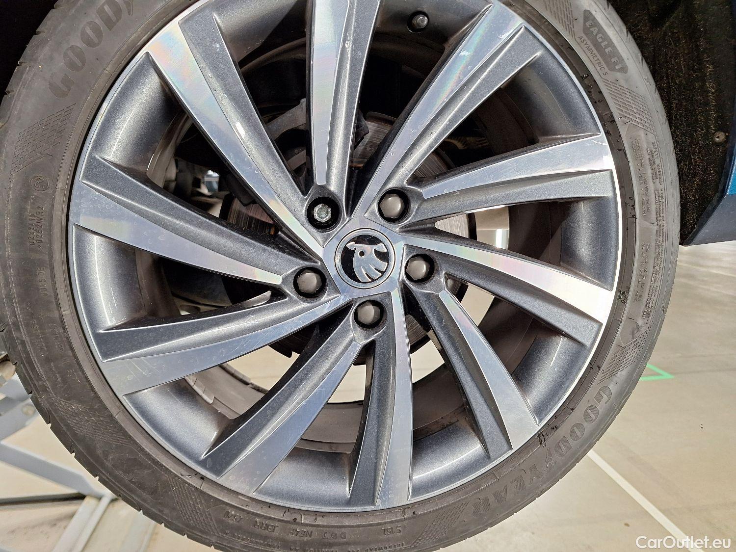  Skoda  Octavia Skoda,  Combi '20, Skoda  Combi 1.5 TSI 110kW Style 5d #9