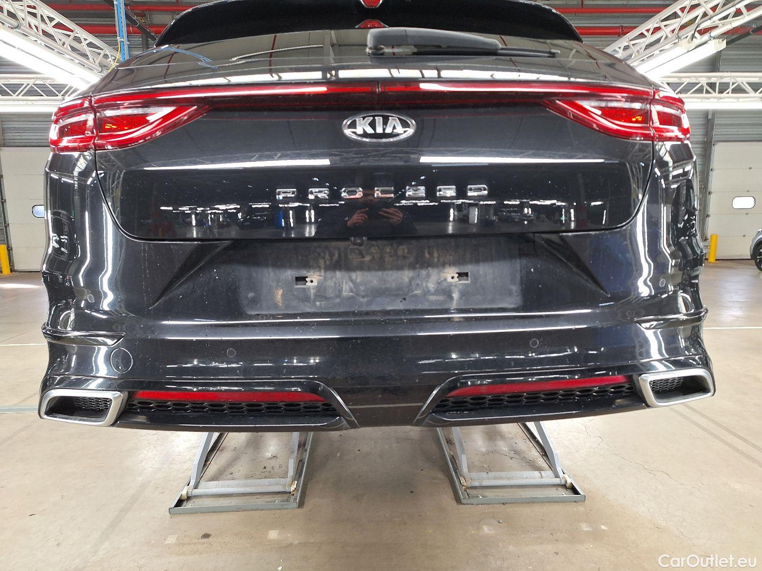  KIA  Cee'd Kia, ProCeed '18, KIA Proceed GT Line 1.4 T-GDI 140 ISG 5d #30