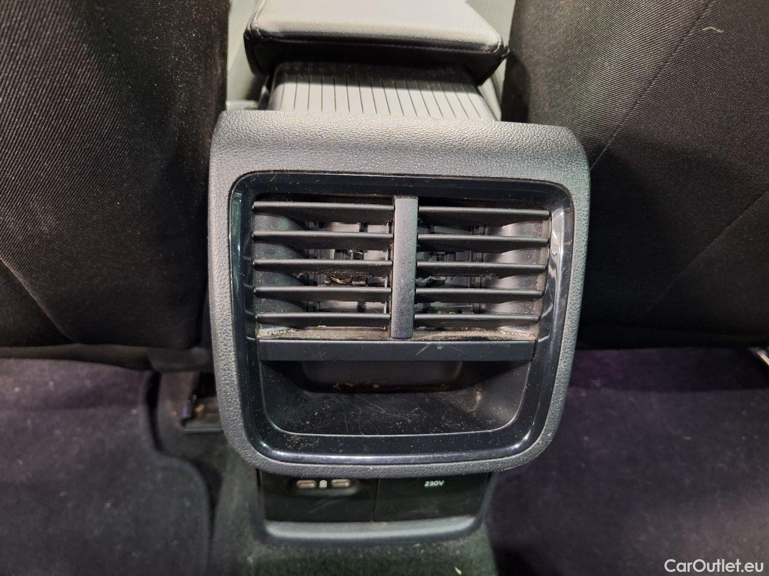  Skoda  Octavia Skoda,  Combi '20, Skoda  Combi 1.0 TSI eTec 81kW DSG7 Ambitio #33