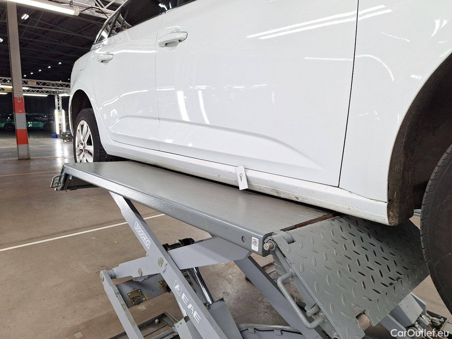  Renault  Megane Renault, Mégane GT FL'20, Renault Mégane Grandtour Blue dCi 115 Corporate Ed #13