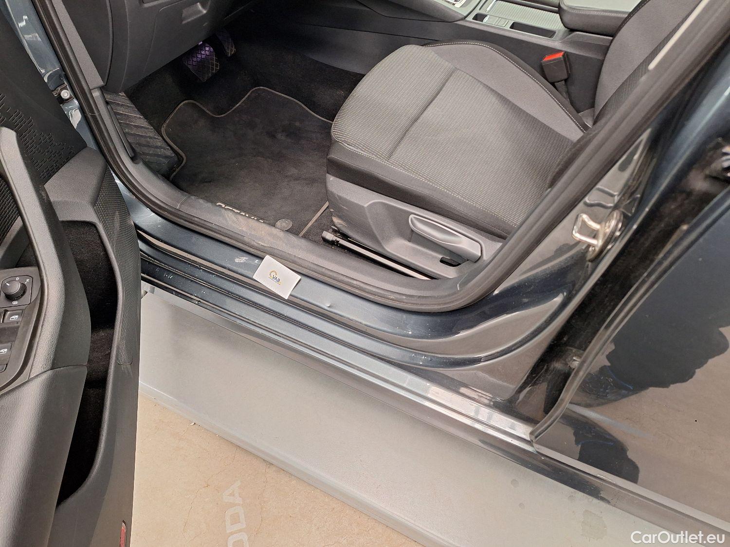  Skoda  Octavia Skoda,  Combi '20, Skoda  Combi 2.0 CRTDI 110kW DSG7 Ambition  #46