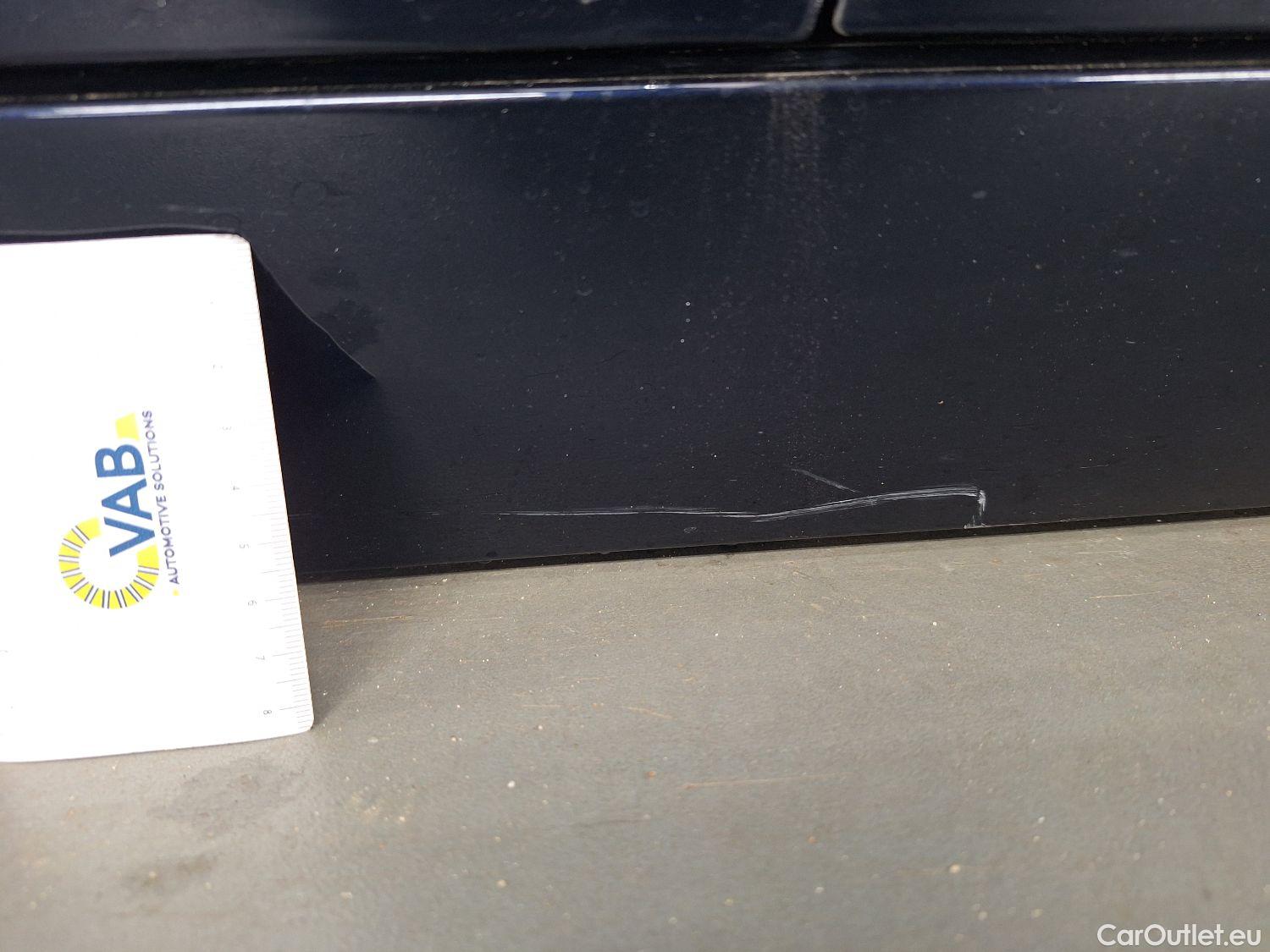  Jaguar  XE Jaguar,  FL'19, Jaguar  D180 Aut. S 4d #10