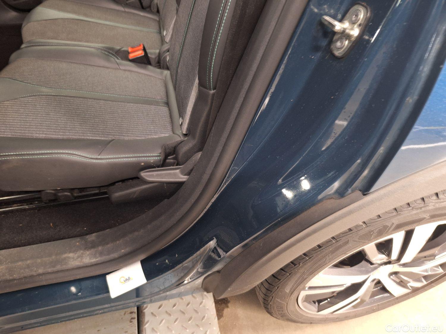  Peugeot  5008 Peugeot,  FL'20, Peugeot  1.5 BlueHDi 96kW S&S Allure 5d #68