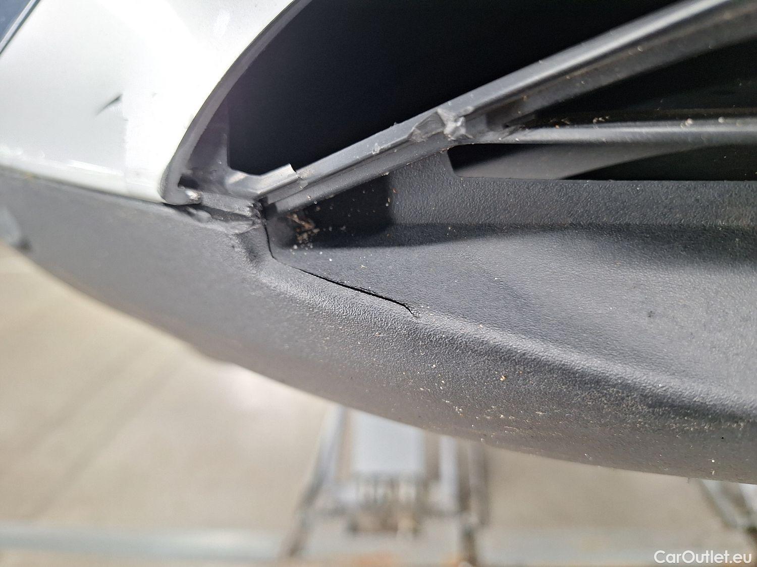  Peugeot  5008 Peugeot,  FL'20, Peugeot  1.5 BlueHDi 96kW S&S Allure 5d #18