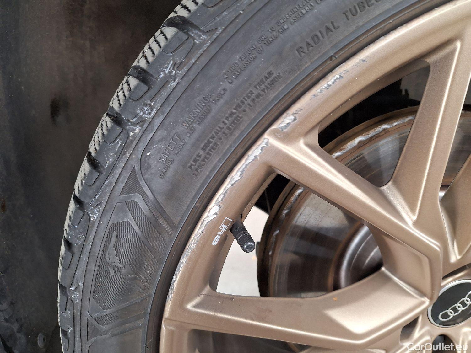  Audi  Q4 E-Tron Audi,  '21 BEV, Audi  40 e-tron Edition One Grey 5d #19