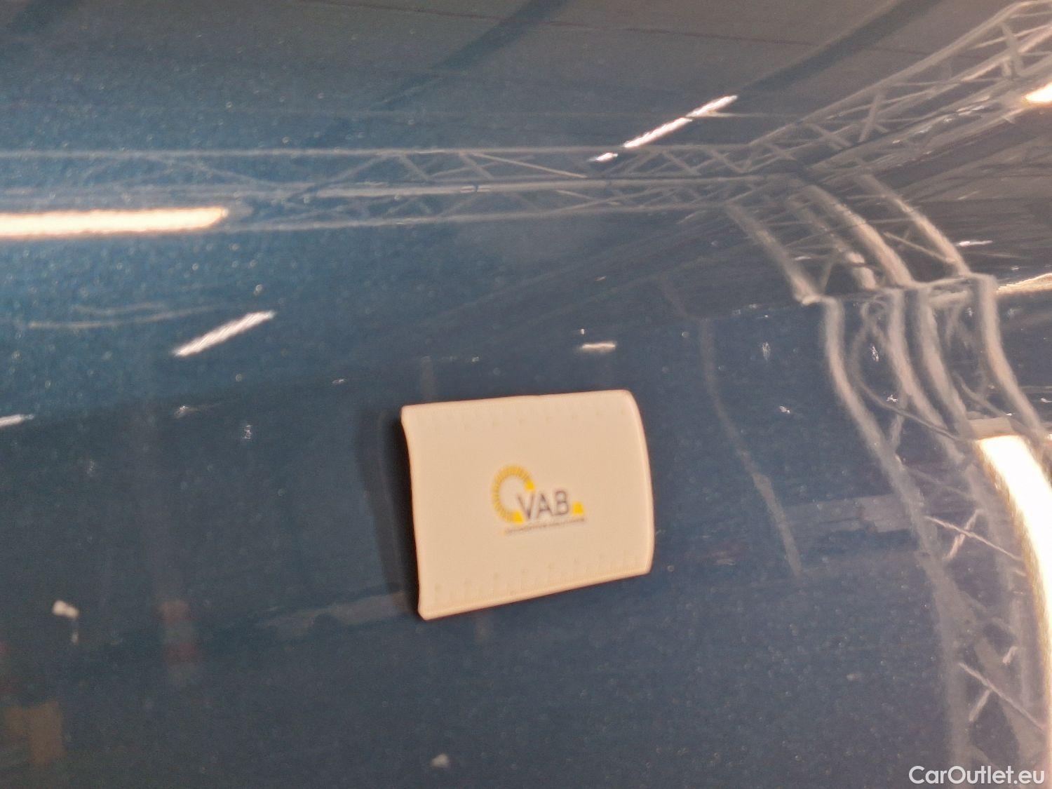  Peugeot  5008 Peugeot,  FL'20, Peugeot  1.5 BlueHDi 96kW S&S Allure 5d #38