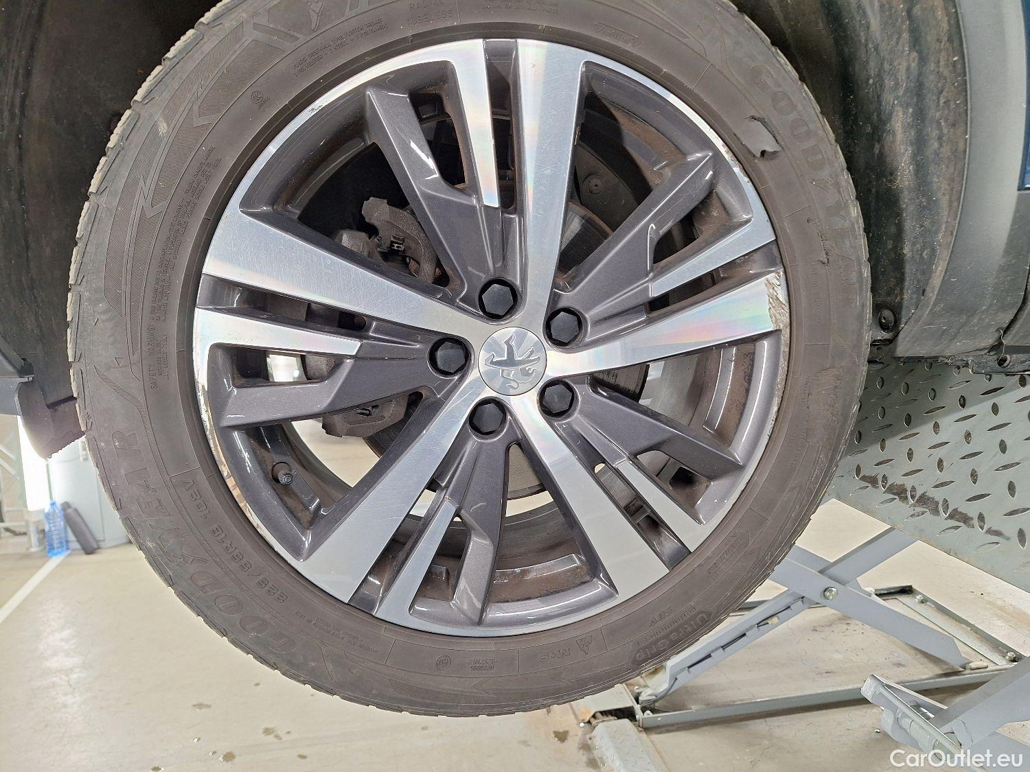  Peugeot  5008 Peugeot,  FL'20, Peugeot  1.5 BlueHDi 96kW S&S Allure 5d #9