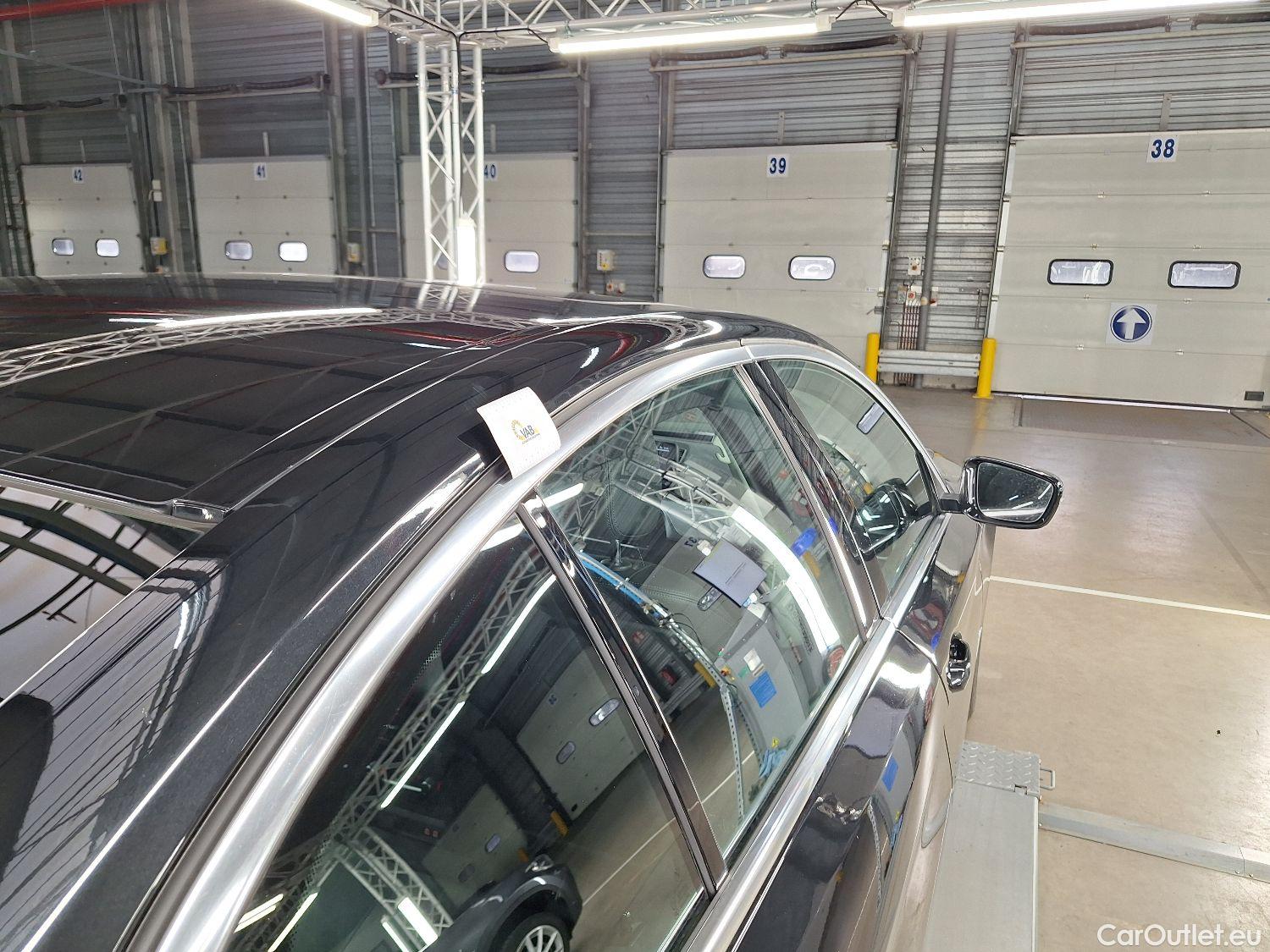  Bmw  Serie 5 BMW, 5-serie FL'20, BMW 5 Reeks Berline 518d 110kW Aut. 4d #31