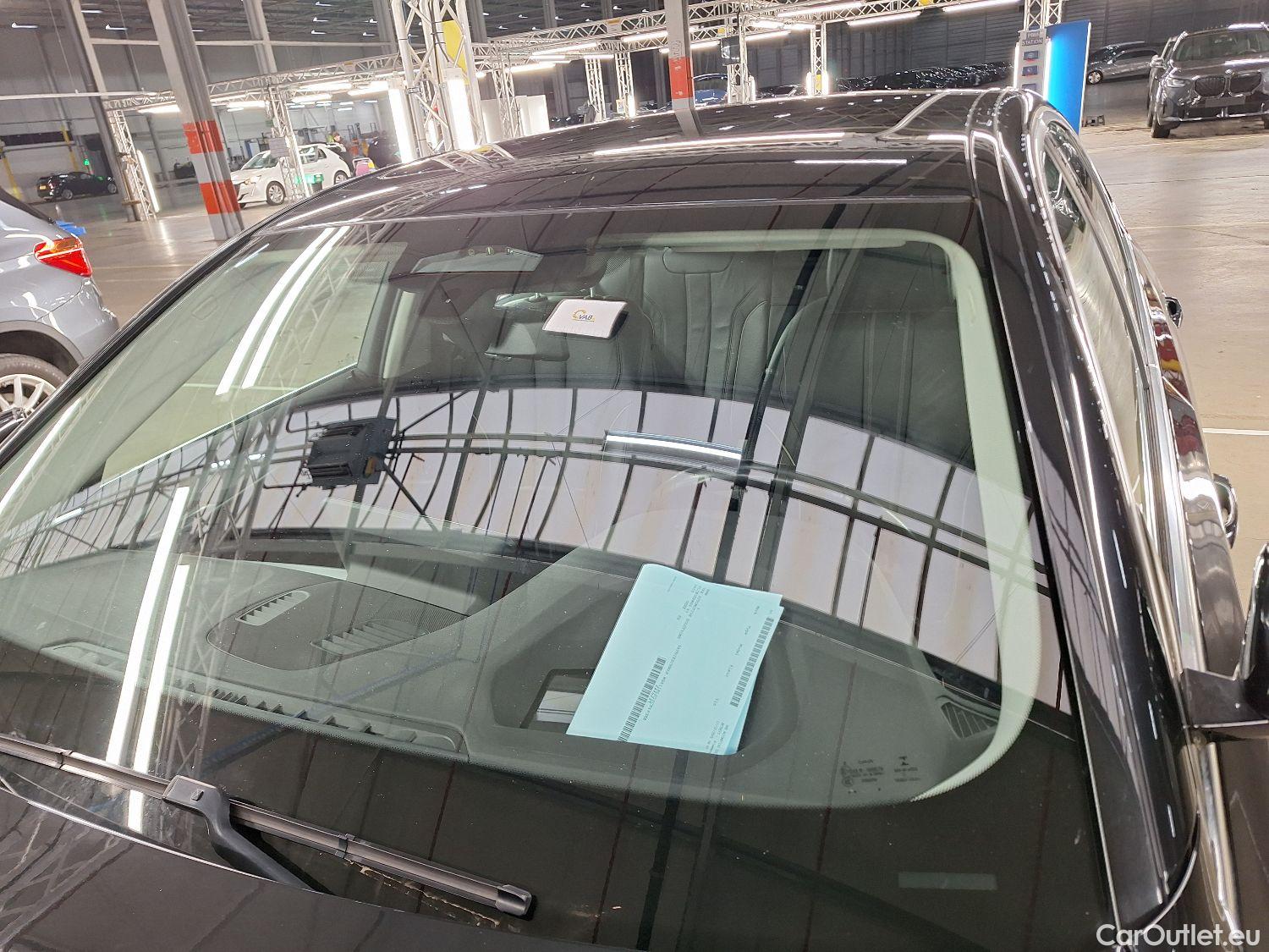  Bmw  Serie 5 BMW, 5-serie FL'20, BMW 5 Reeks Berline 518d 110kW Aut. 4d #44