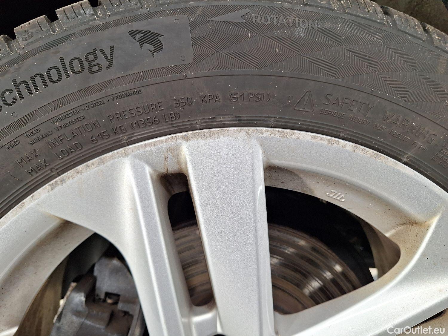  Toyota  Corolla Toyota,  TS '19, Toyota  Touring Sports 1.8 Hybrid Dynamic e #8