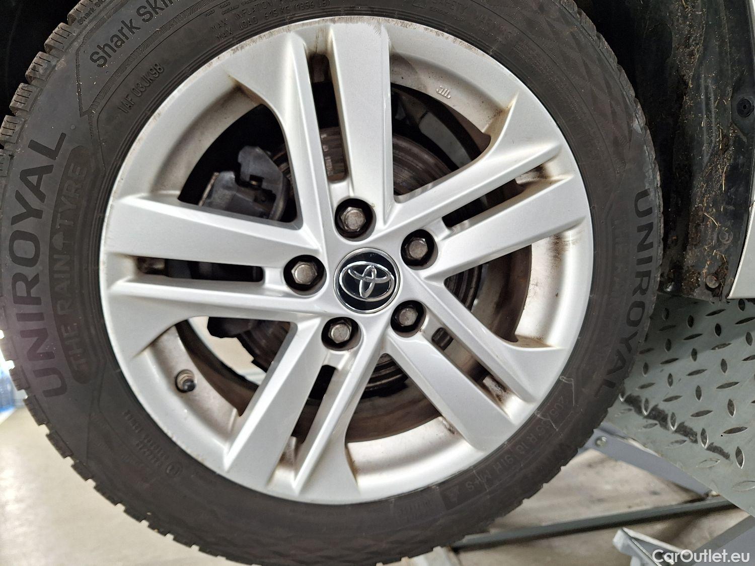  Toyota  Corolla Toyota,  TS '19, Toyota  Touring Sports 1.8 Hybrid Dynamic e #7