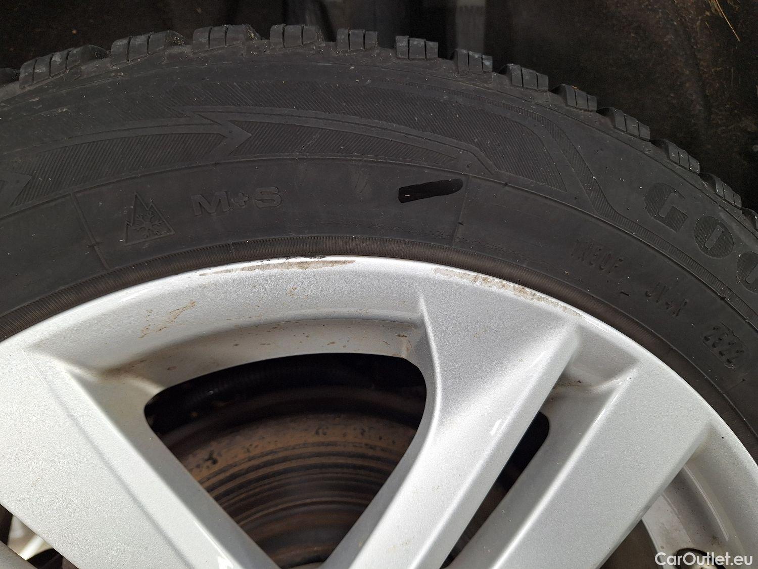  Toyota  Corolla Toyota,  TS '19, Toyota  Touring Sports 1.8 Hybrid Dynamic e #5